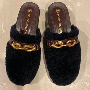 Tory Burch Ladies Shearling Clogs